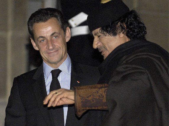 A l'issue de deux jours de garde à vue, Nicolas Sarkozy a été mis en examen mercredi soir pour financement illicite de campagne électorale, corruption passive et recel de détournement de fonds publics libyens (archives). © Keystone/EPA/MAYA VIDON