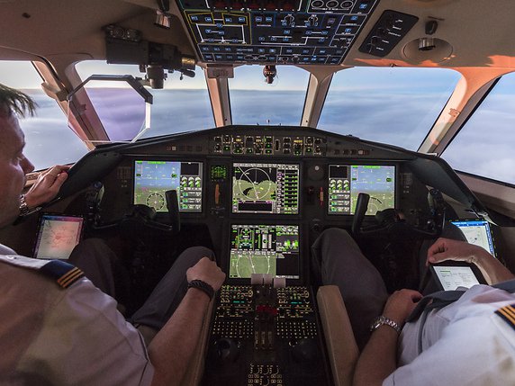Le pilote se trouvait déjà dans le cockpit de l'appareil lorsqu'il a été interpellé (archives). © KEYSTONE/DOMINIC STEINMANN