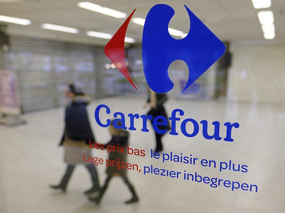 Epreuve de force entre Carrefour et les syndicats samedi matin en France (archives) © KEYSTONE/EPA/OLIVIER HOSLET