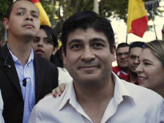Présidentielle au Costa Rica: Carlos Alvarado Quesada, 38 ans, candidat du Parti de l'action citoyenne, au pouvoir, est en tête avec 61% des suffrages, selon des résultats partiels. © KEYSTONE/AP