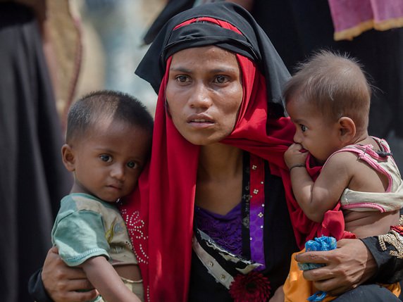 Une malnutrition chronique a été observée chez 43% des enfants Rohingya en exil dans le camp de réfugiés de Kutupalong au Bangladesh tandis que 48% souffraient d'anémie aigüe (faible niveau de fer) (archives). © KEYSTONE/AP/DAR YASIN