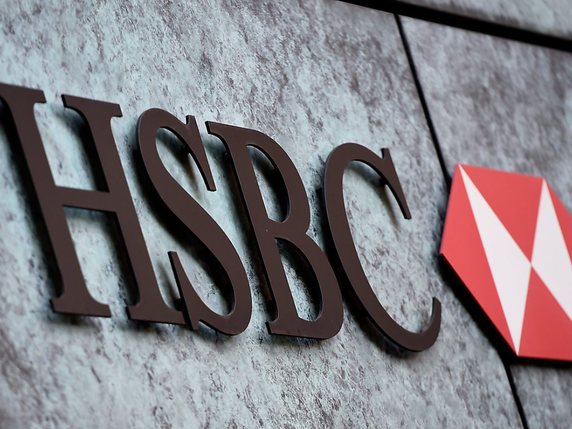 HSBC Private Bank (Suisse), filiale du groupe bancaire britannique, emploie plus de 1300 personnes sur deux sites, à Genève et Zurich (archives). © KEYSTONE/EPA FILE/FACUNDO ARRIZABALAGA