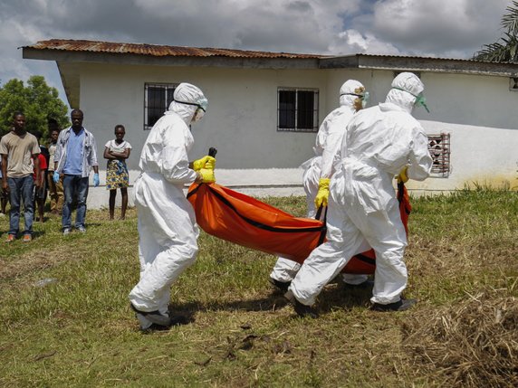 Le virus Ebola aurait déjà causé 23 décès en République démocratique du Congo (archives). © KEYSTONE/EPA/AHMED JALLANZO