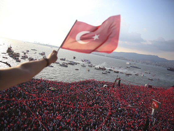 Les organisateurs ont affirmé que 2,5 millions de personnes ont participé à une manifestation de soutien au principal opposant du président turc sortant. © KEYSTONE/AP/EMRE TAZEGUL