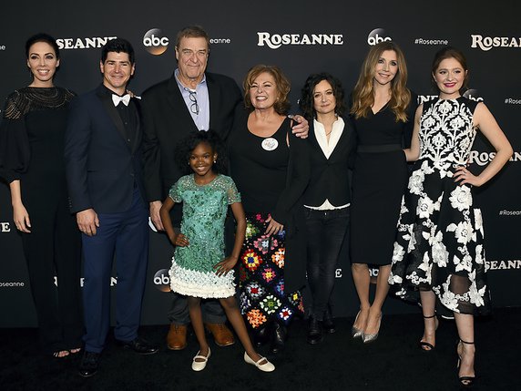 La série "Roseanne" aura un spin-off mais son actrice principale Roseanne Barr ne fait pas partie du nouveau casting (archives). © KEYSTONE/AP Invision/JORDAN STRAUSS