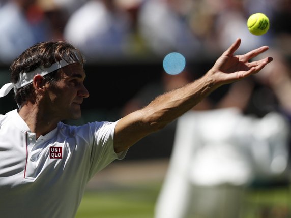 Roger Federer peut-il tolérer les pratiques injustes de son nouveau sponsor?, se demande l'ONG Public Eye. © Keystone/EPA/NIC BOTHMA