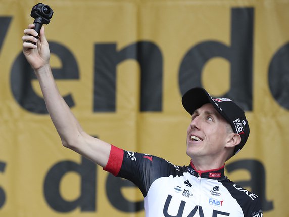 Dan Martin, le selfie de la victoire © KEYSTONE/AP/CHRISTOPHE ENA