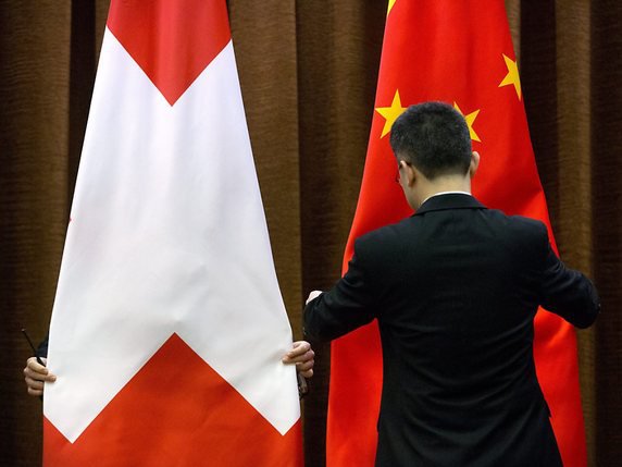 Alors que les investissements chinois ont globalement diminué en Europe, ils sont restés stables en Suisse (archives). © KEYSTONE/EPA AP POOL/MARK SCHIEFELBEIN / POOL