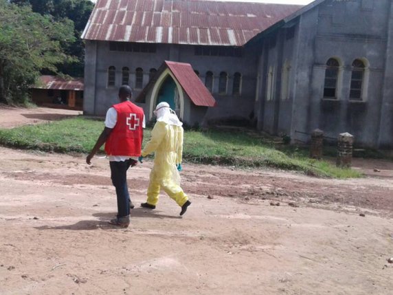 Un vaccin expérimental a pu être utilisé pour la première fois face à l'épidémie d'Ebola en RDC (archives). © KEYSTONE/EPA IFRC/IFRC HANDOUT