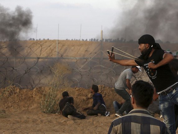 Les manifestations à la frontière entre Gaza et Israël dégénèrent souvent en violences (archives). © KEYSTONE/AP/ADEL HANA