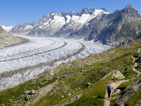 Pas moins de 1500 glaciers - ici celui d'Aletsch - seront désormais inventoriés. Les données seront d'une précision jamais atteinte jusqu'ici (archives). © KEYSTONE/ANTHONY ANEX