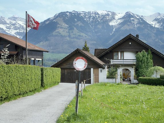 Obwald est entré au club des paradis fiscaux en 2005 après une votation le dotant du taux d'impôt le plus bas de Suisse (archives). © KEYSTONE/MARTIN RUETSCHI