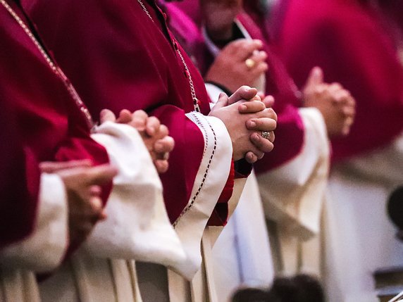 L'Eglise catholique allemande a réagi après la publication d'un rapport accablant relatant des agressions sexuelles par des membres du clergé. © KEYSTONE/EPA/ARMANDO BABANI