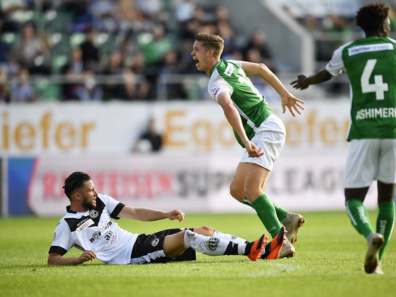 Fabio Daprelà suspendu deux matches provisoirement © KEYSTONE/GIAN EHRENZELLER