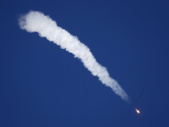 Le cosmonaute russe et l'astronaute américain sont vivants. © KEYSTONE/EPA/YURI KOCHETKOV