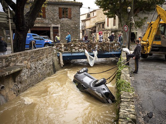 Les inondations ayant fait 11 morts et 3 disparus dans l'Aude ont touché plus de 70 communes (archives). © KEYSTONE/AP/FRED LANCELOT
