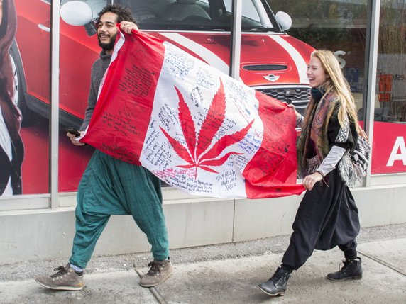 Le Canada est devenu mercredi le deuxième pays au monde, après l'Uruguay, à légaliser le cannabis récréatif. © KEYSTONE/AP The Canadian Press/GRAHAM HUGHES