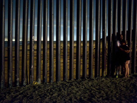 Le Pentagone va déployer quelque 800 militaires supplémentaires à la frontière avec le Mexique. Le ministre américain de la Défense Jim Mattis devrait l'officialiser dans les jours à venir (archives). © KEYSTONE/EPA/DAVID MAUNG