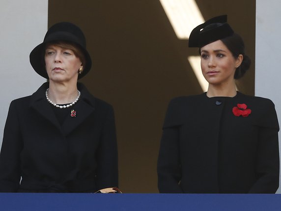 Meghan, duchesse du Sussex, et l'épouse du président allemand Frank-Walter Steinmeier ont pris part aux cérémonies à Londres en mémoire de la fin de la guerre de 1914-18. © KEYSTONE/AP/ALASTAIR GRANT