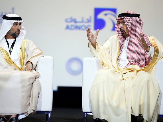 Le ministre saoudien de l'énergie, Khaled al-Faleh, a affirmé qu'une baisse de la production mondiale de pétrole est nécessaire pour équilibrer le marché (archives). © KEYSTONE/EPA/ALI HAIDER