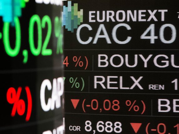 Les entreprises suisses figurent en bonne place sur les radars des places boursières mondiales. Euronext cherche ainsi à courtiser les pépites technologiques suisses en vue d'une cotation (archives). © KEYSTONE/AP/KAMIL ZIHNIOGLU