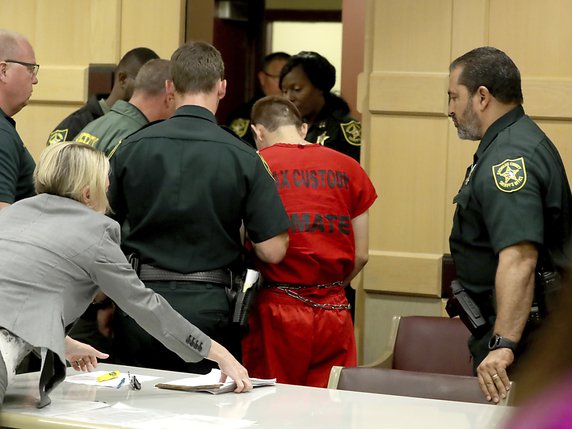 Le suspect encourt la peine de mort pour la tuerie de Parkland (archives). © KEYSTONE/AP Pool South Florida Sun-Sentinel/MIKE STOCKER