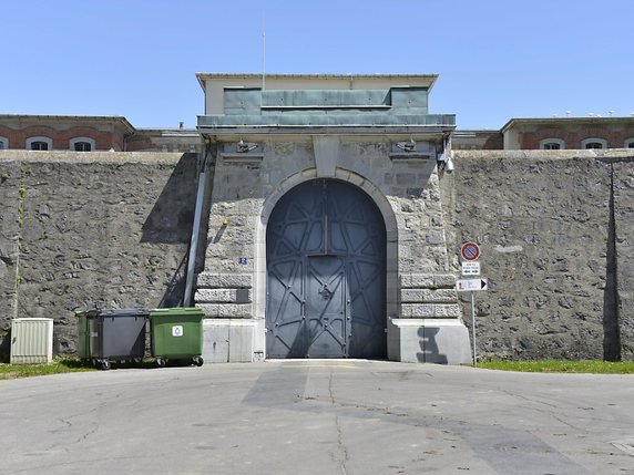 La prison du Bois-Mermet sera remplacée à terme par un nouvel établissement qui reste à construire à Orbe (archives). © KEYSTONE/CHRISTIAN BRUN