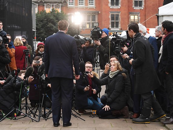 La tenue du vote de défiance contre Theresa May a été annoncée en tout début de matinée par Graham Brady, le président du "comité 1922", le groupe des élus conservateurs à la Chambre des Communes (à l'exception des ministres). © KEYSTONE/EPA/ANDY RAIN