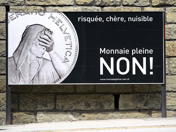 L'initiative "Monnaie pleine" a été rejetée par 75,7% des voix le 10 juin 2018 (archives). © KEYSTONE/LAURENT GILLIERON