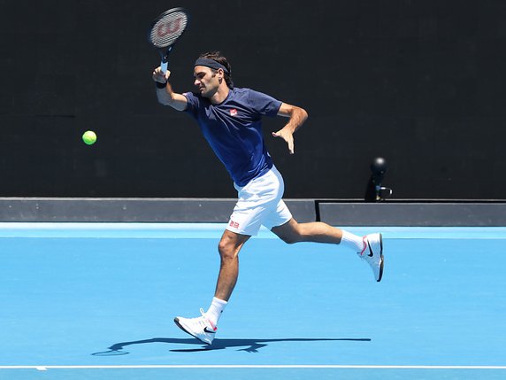 Roger Federer: il ne jouera pas en plein soleil lundi. © KEYSTONE/EPA AAP/DAVID CROSLING