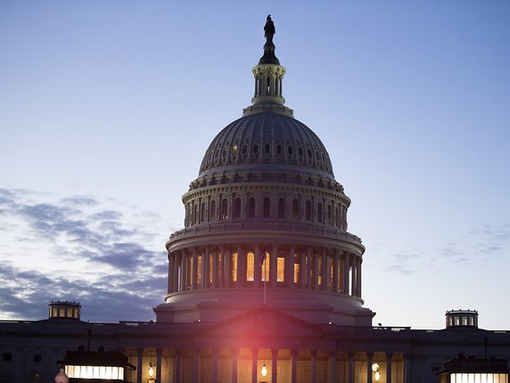 La paralysie partielle des administrations fédérales américaines est devenue à minuit la plus longue de l'histoire des Etats-Unis (archives). © KEYSTONE/EPA/MICHAEL REYNOLDS