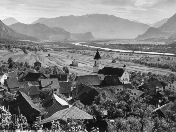 Photo historique de 1930 de la Principauté du Liechtenstein, à l'occasion de son 300e anniversaire (archives). © KEYSTONE/IBA-ARCHIV/STR
