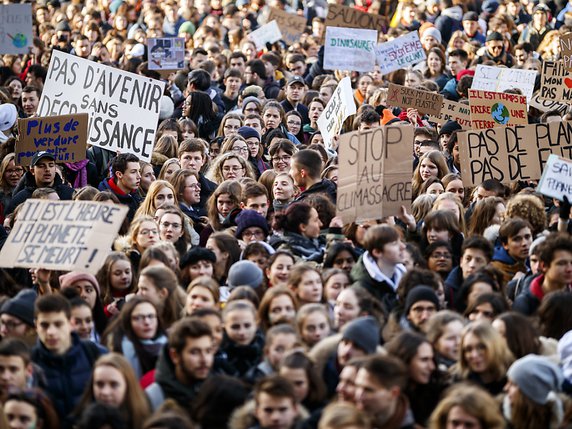 Les députés vaudois ont apporté leur soutien aux jeunes en formation qui ont manifesté pour le climat vendredi dernier (archives). © KEYSTONE/VALENTIN FLAURAUD