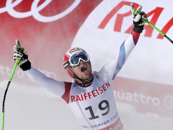 Le plus bel exploit de Patrick Küng: son titre mondial en descente à Beaver Creek. © KEYSTONE/AP/MARCO TROVATI