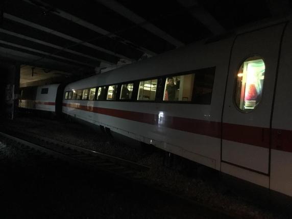 Le train accidenté reliait Berlin à Interlaken. © Twitter / CFF