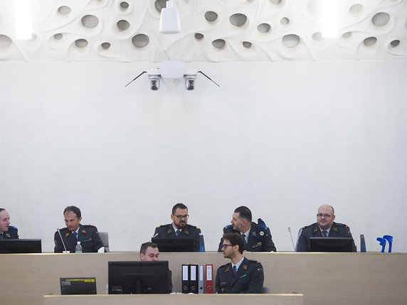 Le procès devant le Tribunal militaire de Bellinzone s'était ouvert mercredi. © KEYSTONE/TI-PRESS/ALESSANDRO CRINARI