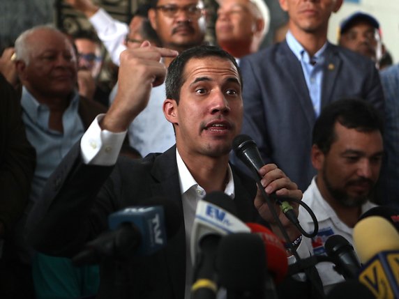 Juan Guaido tente de rallier les fonctionnaires à sa cause. © KEYSTONE/EPA EFE/RAYNER PENA