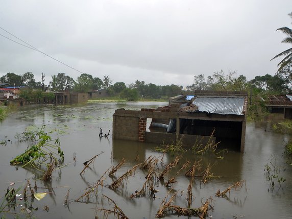 Après le passage d'Idai, le niveau des eaux a atteint par endroits six mètres au Mozambique. © KEYSTONE/EPA/EMIDIO JOZINE