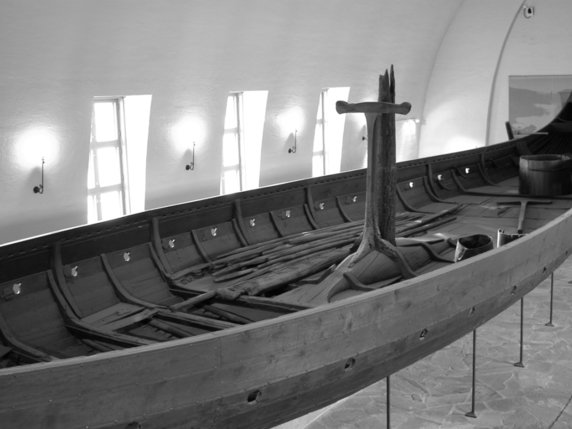 Un des premiers navires vikings découverts à Gokstad à la fin du XIXe siècle (image d'illustration). © Wikipedia