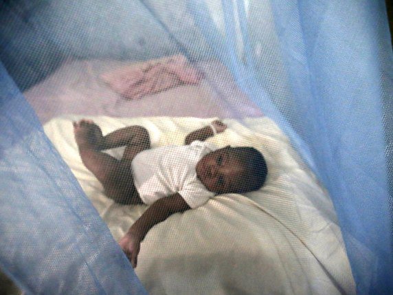 Le Malawi, premier pays africain a tester à large échelle le vaccin contre le paludisme. © KEYSTONE/EPA/LEGNAN KOULA