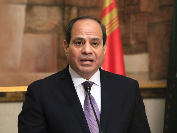 Les Egyptiens ont accepté de prolonger le mandat du président Abdel Fattah al-Sissi (archives). © KEYSTONE/EPA/LEGNAN KOULA