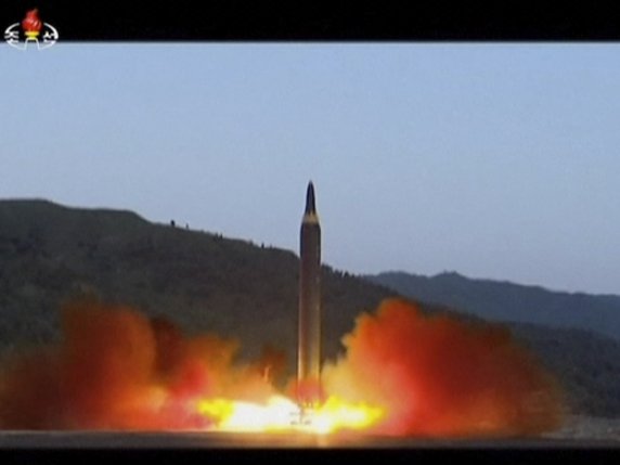 C'est le premier tir de missile de la Corée du Nord depuis le premier sommet entre Donald Trump et Kim Jong-un en juin 2018 à Singapour (archives). © KEYSTONE/AP KRT