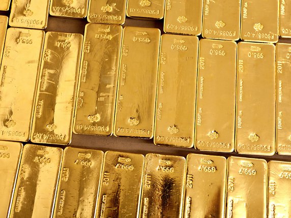 L'or est apprécié pour sa sécurité et sa stabilité, peu pour ses rendements. © KEYSTONE/MARTIN RUETSCHI