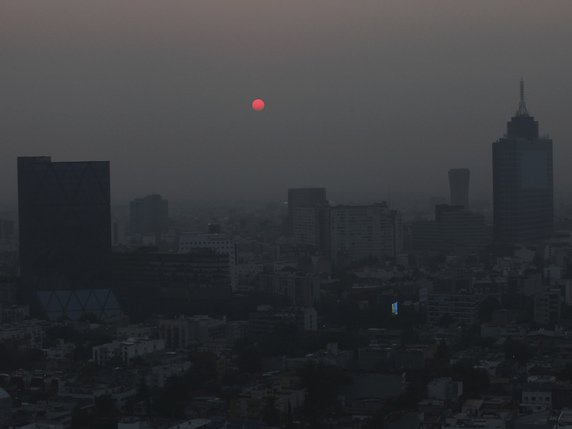La pollution dure depuis plusieurs jours à Mexico. © KEYSTONE/AP/MARCO UGARTE