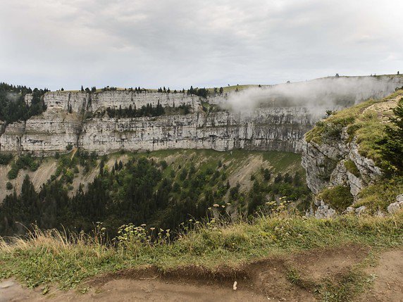 Le cirque du Creux-du Van (archives). © KEYSTONE/JEAN-CHRISTOPHE BOTT