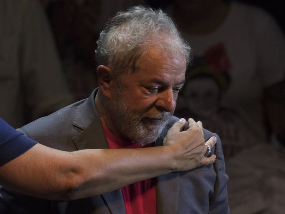 Luiz Inácio Lula da Silva purge une peine de huit et dix mois de prison pour corruption passive et blanchiment d'argent (archives). © KEYSTONE/AP/LEO CORREA