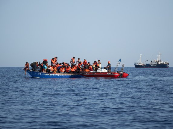 La justice italienne reconnaît une erreur judiciaire dans une affaire de trafic de migrants (archives). © KEYSTONE/EPA SEA-EYE/FABIAN HEINZ / SEA-EYE HANDOUT