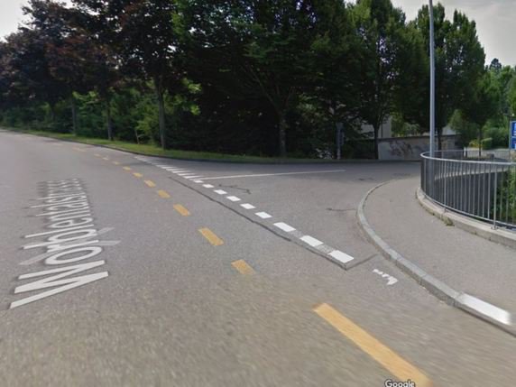 La police a arrêté un homme en fuite après une folle course-poursuite mercredi en ville de Berne. © Google Streetview