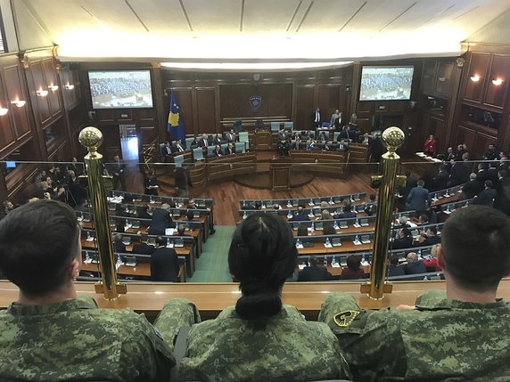 Le Parlement kosovar a voté sa propre dissolution (archives). © KEYSTONE/AP/FLORENT BAJRAMI