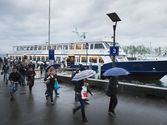 Les liaisons via le Léman entre le canton de Vaud et la France vont s'améliorer, notamment grâce à l'achat de deux nouveaux bateaux (archives). © KEYSTONE/JEAN-CHRISTOPHE BOTT